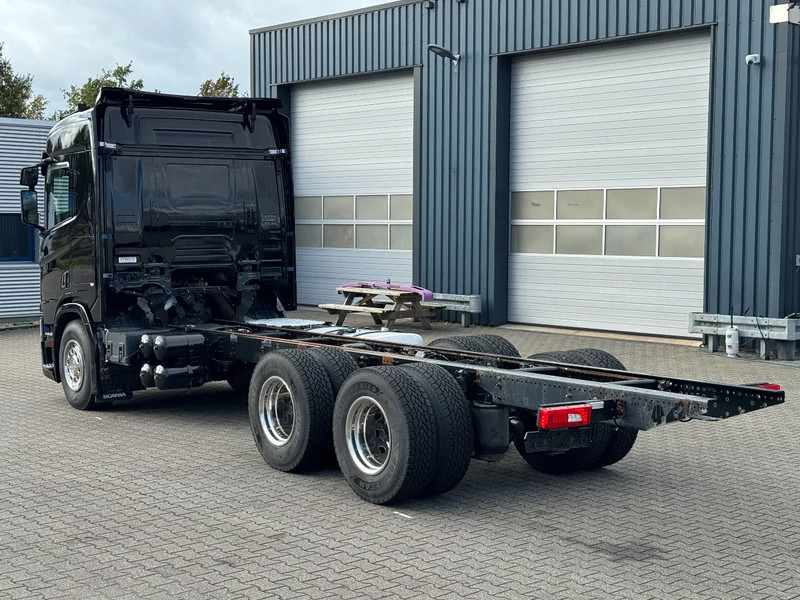 Scania R650 V8 6x4 Chassis Retarder WB 4.50 Only 465tkm! - Chassis vrachtwagen: afbeelding 5 Scania R650 V8 6x4 Chassis Retarder WB 4.50 Only 465tkm! - Chassis vrachtwagen: afbeelding 5