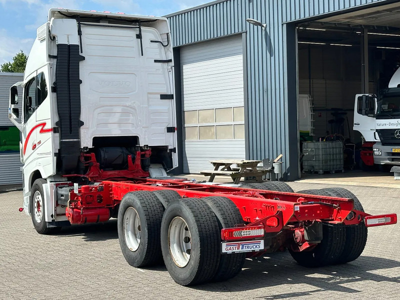 Volvo FH 16.750 6x4 Globe XL Chassis Retarder 4.30 Wb Full Air - Chassis vrachtwagen: afbeelding 4 Volvo FH 16.750 6x4 Globe XL Chassis Retarder 4.30 Wb Full Air - Chassis vrachtwagen: afbeelding 4