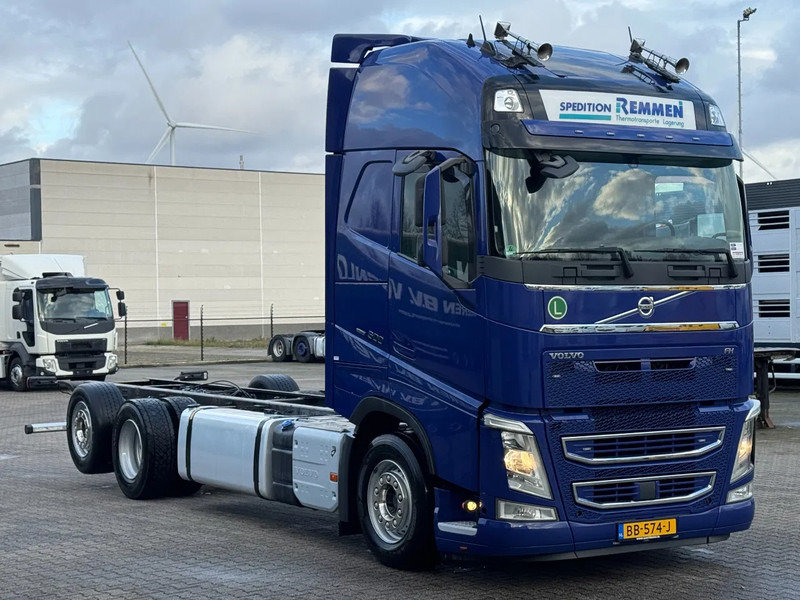 Volvo FH 460 6x2 Globetrotter XL WB 4.90mtr - Chassis vrachtwagen: afbeelding 2 Volvo FH 460 6x2 Globetrotter XL WB 4.90mtr - Chassis vrachtwagen: afbeelding 2