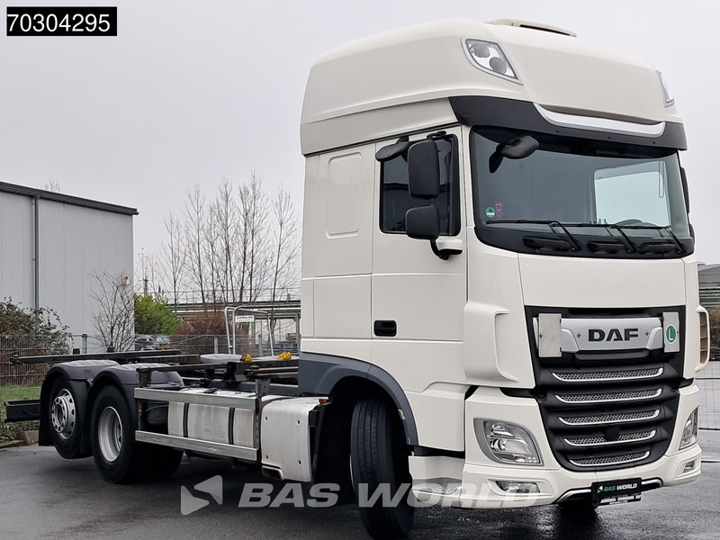 DAF XF 480 6X2 BDF SSC Retarder Lift+Steering Axle Automatic Euro 6 - Containertransporter/ Wissellaadbak vrachtwagen: afbeelding 3 DAF XF 480 6X2 BDF SSC Retarder Lift+Steering Axle Automatic Euro 6 - Containertransporter/ Wissellaadbak vrachtwagen: afbeelding 3