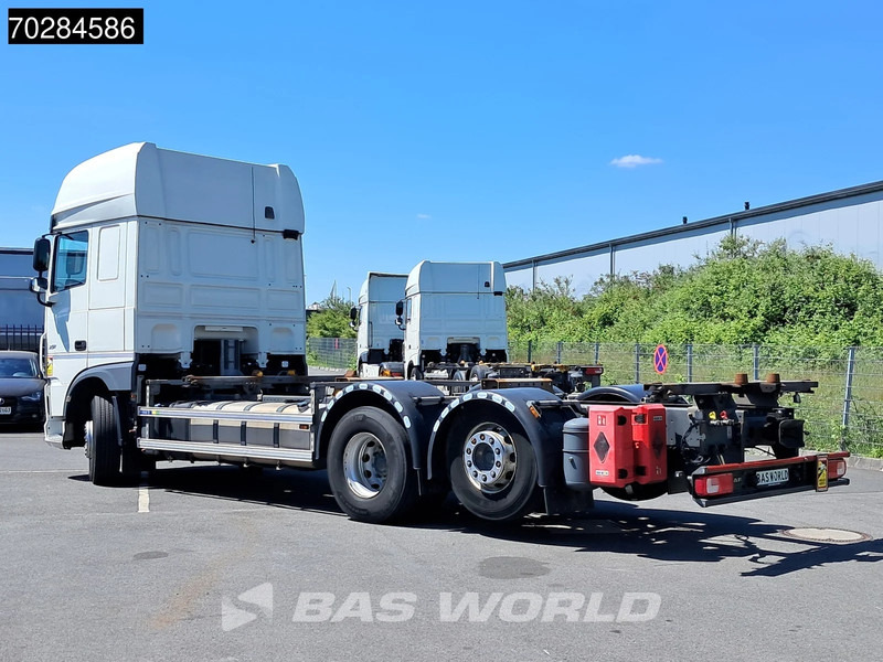 DAF XF 480 6X2 SSC Retarder 2x Tanks Lif+Lenkachse Standklima LED ACC - Containertransporter/ Wissellaadbak vrachtwagen: afbeelding 2 DAF XF 480 6X2 SSC Retarder 2x Tanks Lif+Lenkachse Standklima LED ACC - Containertransporter/ Wissellaadbak vrachtwagen: afbeelding 2