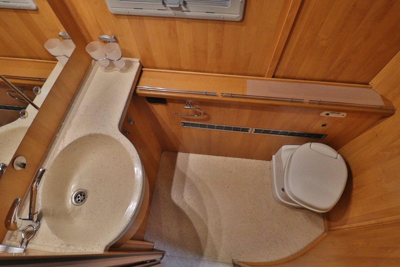 Integraal camper Concorde Concerto I 645 S/Hubbett/Garage/2xKlima/Markise Concorde Concerto I 645 S/Hubbett/Garage/2xKlima/Markise: afbeelding 18