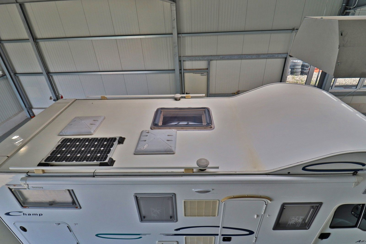 Cristall A 670 G/Automatik/Festbett/Garage/Solar/Markise - Alkoof camper: afbeelding 4 Cristall A 670 G/Automatik/Festbett/Garage/Solar/Markise - Alkoof camper: afbeelding 4