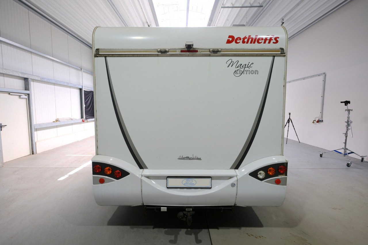 Dethleffs T 001 Magic Edition White/Einzelbetten/Solar - Half integraal camper: afbeelding 3 Dethleffs T 001 Magic Edition White/Einzelbetten/Solar - Half integraal camper: afbeelding 3