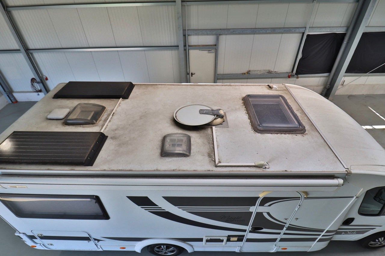 Dethleffs T 001 Magic Edition White/Einzelbetten/Solar - Half integraal camper: afbeelding 4 Dethleffs T 001 Magic Edition White/Einzelbetten/Solar - Half integraal camper: afbeelding 4