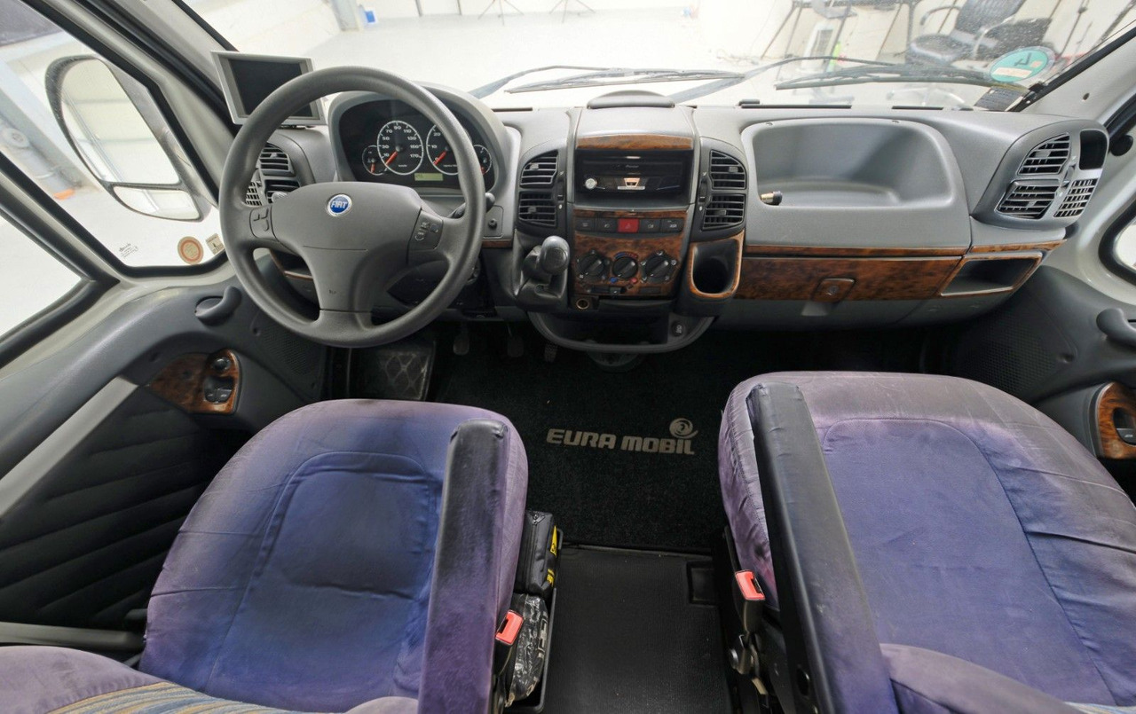 Eura Mobil A 770 HS/Rundsitzgruppe/Klima/DPF/Markise/1.Hand - Alkoof camper: afbeelding 5 Eura Mobil A 770 HS/Rundsitzgruppe/Klima/DPF/Markise/1.Hand - Alkoof camper: afbeelding 5