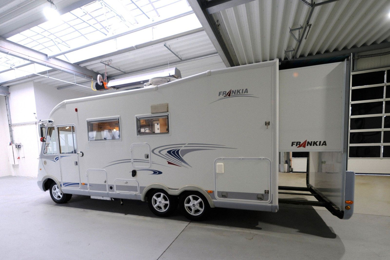 Frankia I 650 QS HolidayClass/Festbett+Hubbett/Klima/DPF - Integraal camper: afbeelding 4 Frankia I 650 QS HolidayClass/Festbett+Hubbett/Klima/DPF - Integraal camper: afbeelding 4