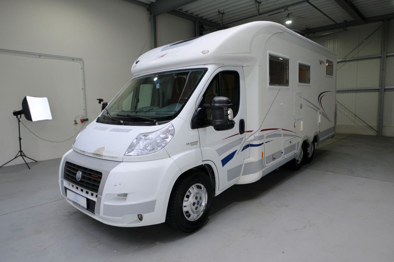 Frankia T 740 BD/Festbett/Garage/Klima/Solar/158 PS - Half integraal camper: afbeelding 4 Frankia T 740 BD/Festbett/Garage/Klima/Solar/158 PS - Half integraal camper: afbeelding 4