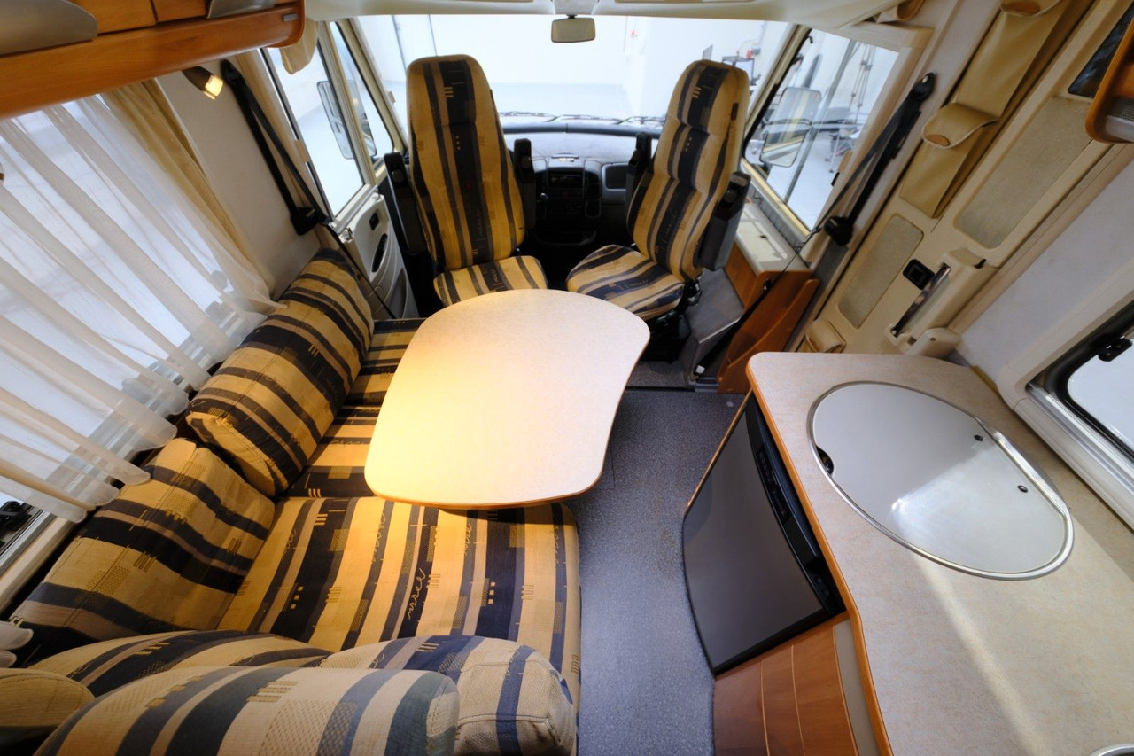 Integraal camper HYMER / ERIBA / HYMERCAR B 504/Festbett+Hubbett/Klima/Solar/DPF-Grün: afbeelding 10