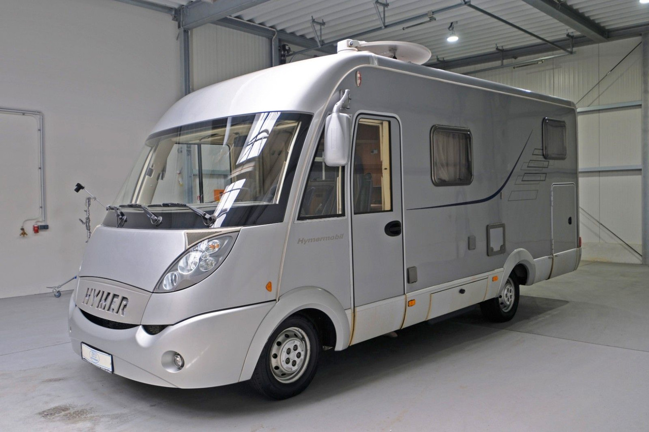 HYMER / ERIBA / HYMERCAR B 514 CL/Festbett+Hubbett/Garage/Klima/Markise - Integraal camper: afbeelding 2 HYMER / ERIBA / HYMERCAR B 514 CL/Festbett+Hubbett/Garage/Klima/Markise - Integraal camper: afbeelding 2