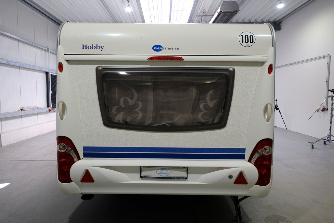Hobby Prestige 495 UFE/Festbett/Rundsitz/Klima/Mover - Caravan: afbeelding 4 Hobby Prestige 495 UFE/Festbett/Rundsitz/Klima/Mover - Caravan: afbeelding 4