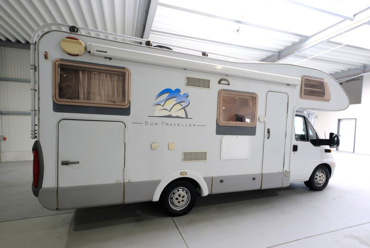 Knaus Sun Traveller 658 LG/Festbett/ DPF Grün/Garage - Alkoof camper: afbeelding 5 Knaus Sun Traveller 658 LG/Festbett/ DPF Grün/Garage - Alkoof camper: afbeelding 5