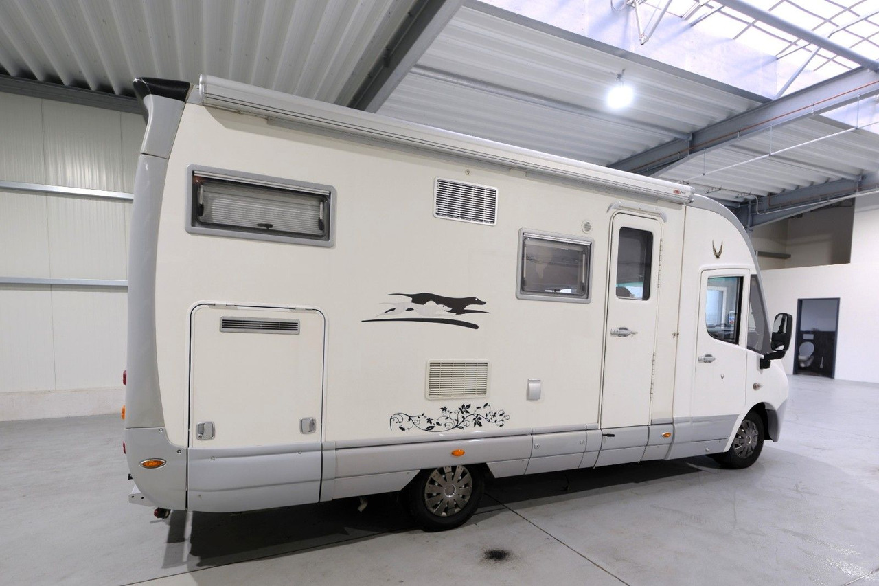 Laika Rexosline 650/Festbett+Hubbett/Klima/Markise - Integraal camper: afbeelding 4 Laika Rexosline 650/Festbett+Hubbett/Klima/Markise - Integraal camper: afbeelding 4