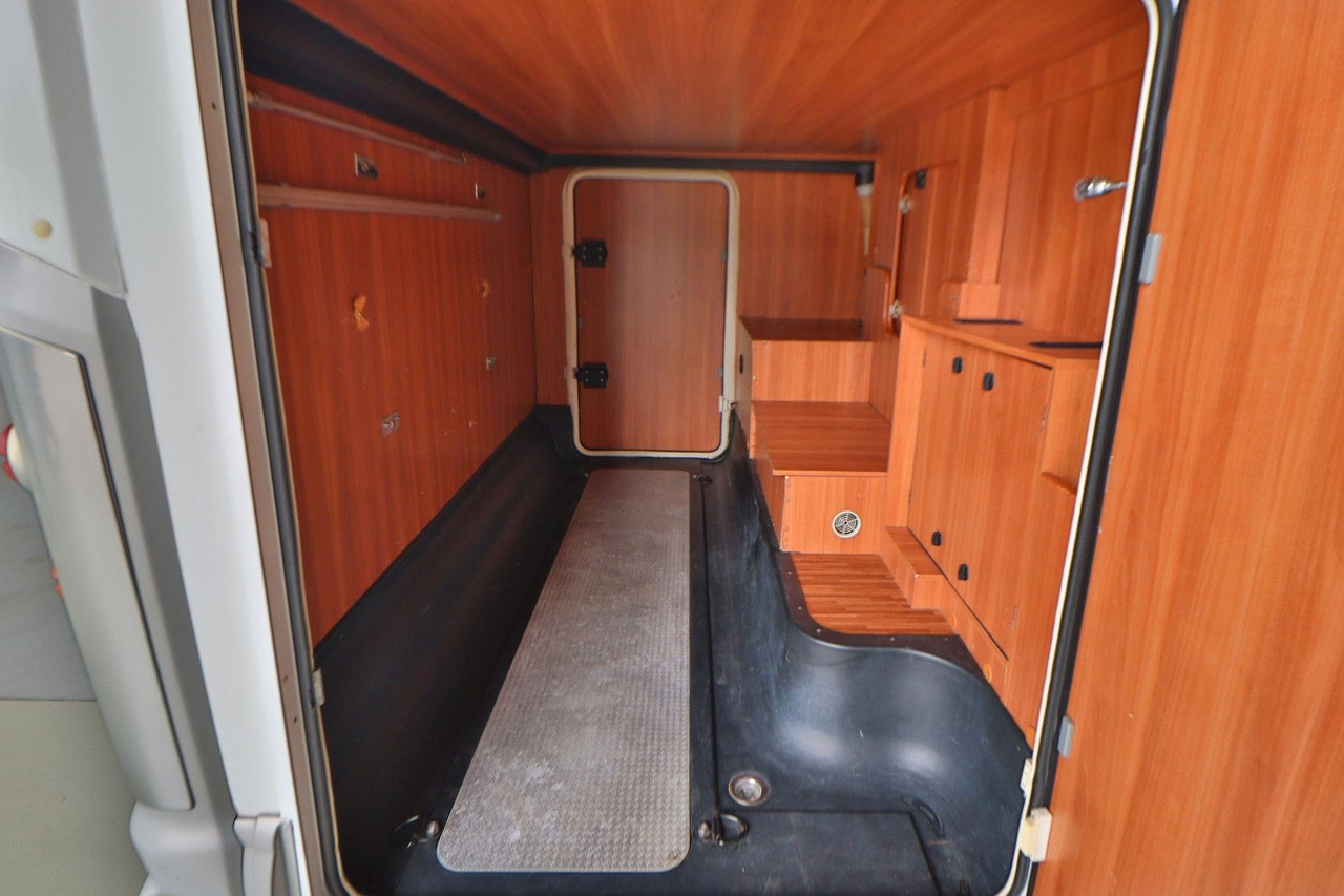 Laika X 710/Festbett+Garage/Klima/Solar/TOP - Alkoof camper: afbeelding 5 Laika X 710/Festbett+Garage/Klima/Solar/TOP - Alkoof camper: afbeelding 5