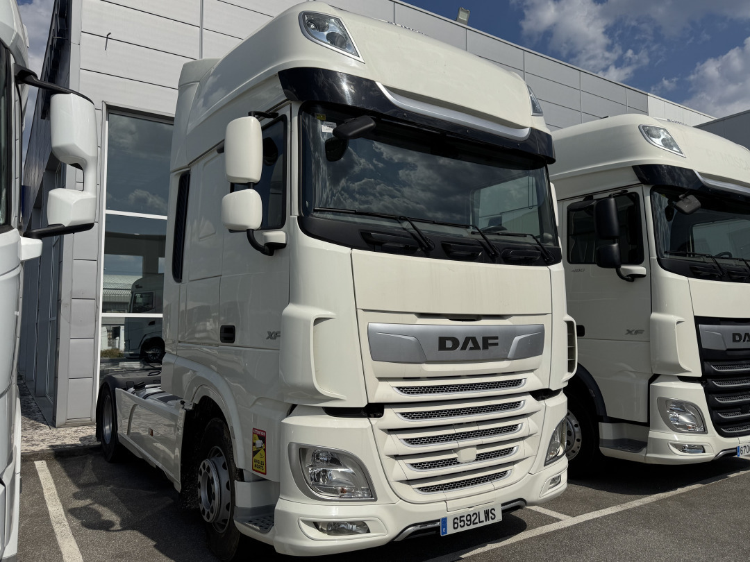 DAF XF 530 Super Space Cab - Trekker: afbeelding 1 DAF XF 530 Super Space Cab - Trekker: afbeelding 1