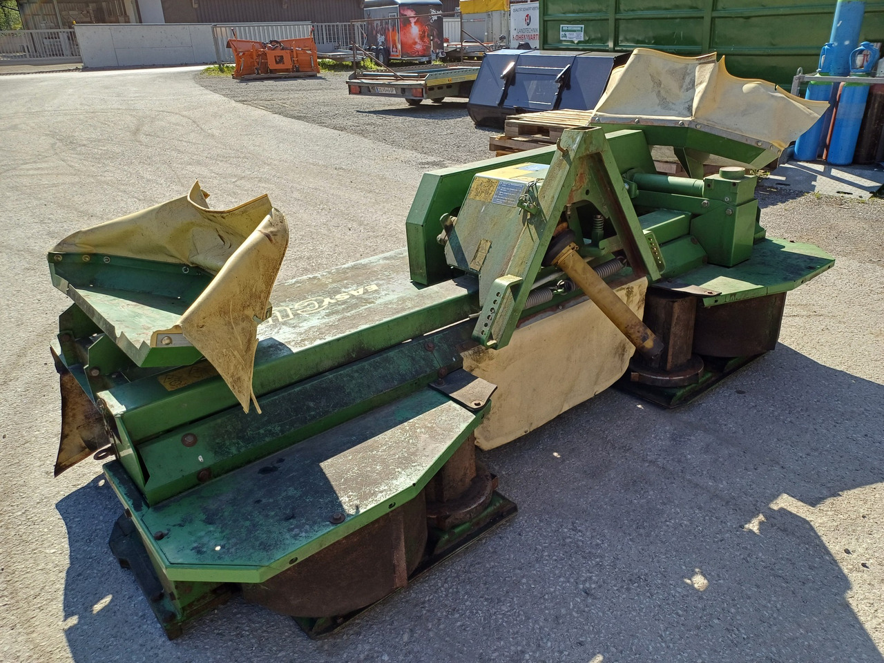 Krone EasyCut 32P (23243) - Maaimachine: afbeelding 3 Krone EasyCut 32P (23243) - Maaimachine: afbeelding 3