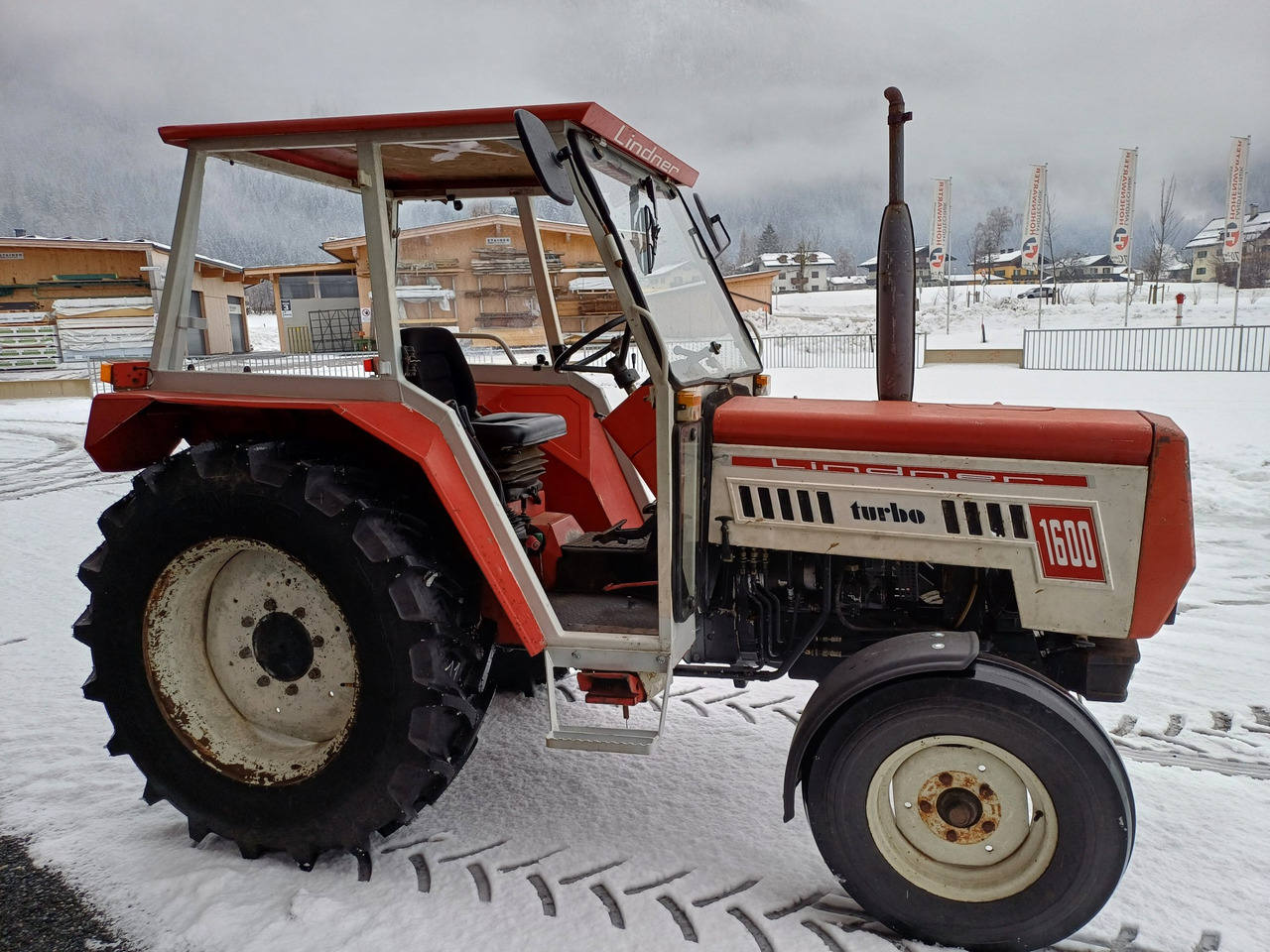 Lindner 1600 N-Turbo (22608) - Tractor: afbeelding 5 Lindner 1600 N-Turbo (22608) - Tractor: afbeelding 5