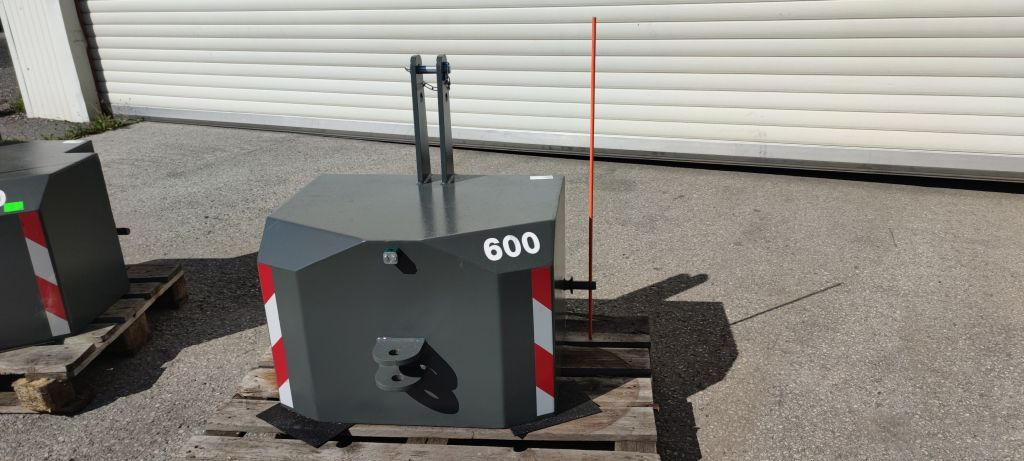 Stekro Frontgewicht 600/800/1000kg (16003) - Tegenwicht voor Tractor: afbeelding 2 Stekro Frontgewicht 600/800/1000kg (16003) - Tegenwicht voor Tractor: afbeelding 2