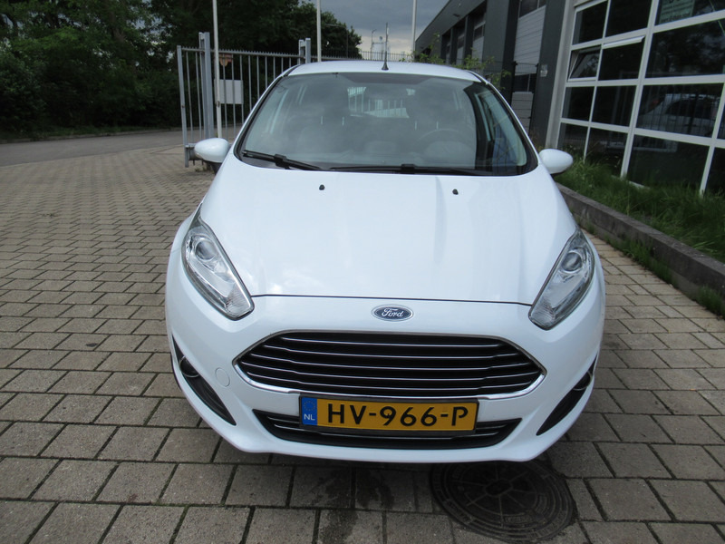 Ford Fiesta 1.0 EcoBoost 74KW Titanium 5-deurs - Hatchback: afbeelding 4 Ford Fiesta 1.0 EcoBoost 74KW Titanium 5-deurs - Hatchback: afbeelding 4