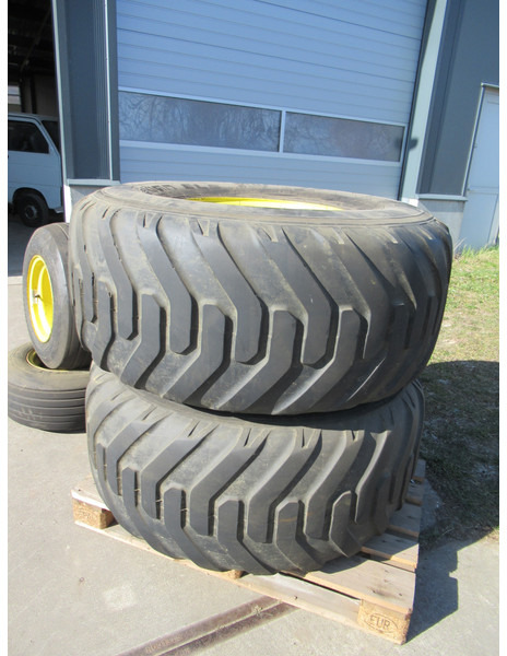 John Deere 5515V NOKIAN 550/60R22.5 + Voor Banden + Velg - Complete wiel voor Mini tractor: afbeelding 3 John Deere 5515V NOKIAN 550/60R22.5 + Voor Banden + Velg - Complete wiel voor Mini tractor: afbeelding 3