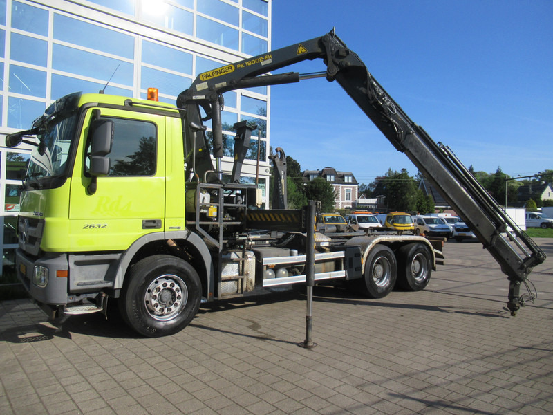 Mercedes-Benz Actros 2632 6X4 Steel + Palfinger PK18002-EH + 20T Haak Hook Haken - Containertransporter/ Wissellaadbak vrachtwagen, Kraanwagen: afbeelding 2 Mercedes-Benz Actros 2632 6X4 Steel + Palfinger PK18002-EH + 20T Haak Hook Haken - Containertransporter/ Wissellaadbak vrachtwagen, Kraanwagen: afbeelding 2