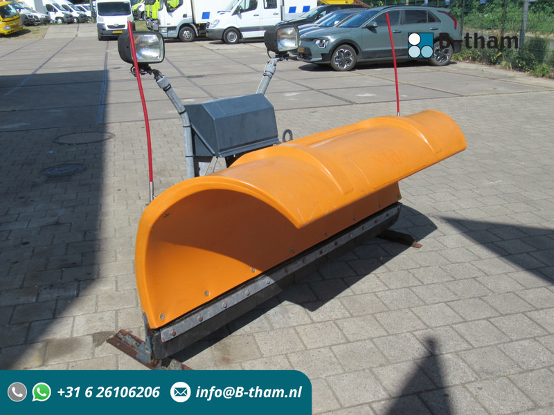 NIDO SNK 21 EPZ 180 12V 210CM Sneeuwploeg Schneepflug Snowplow - Sneeuwschuif: afbeelding 1 NIDO SNK 21 EPZ 180 12V 210CM Sneeuwploeg Schneepflug Snowplow - Sneeuwschuif: afbeelding 1
