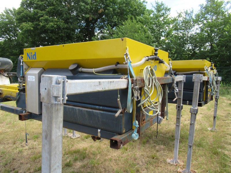 NIDO - Schmidt STRATOS B08-27 PALN 0,8m3 + 350 L Zoutstrooier - Zout/ Zandstrooier: afbeelding 4 NIDO - Schmidt STRATOS B08-27 PALN 0,8m3 + 350 L Zoutstrooier - Zout/ Zandstrooier: afbeelding 4