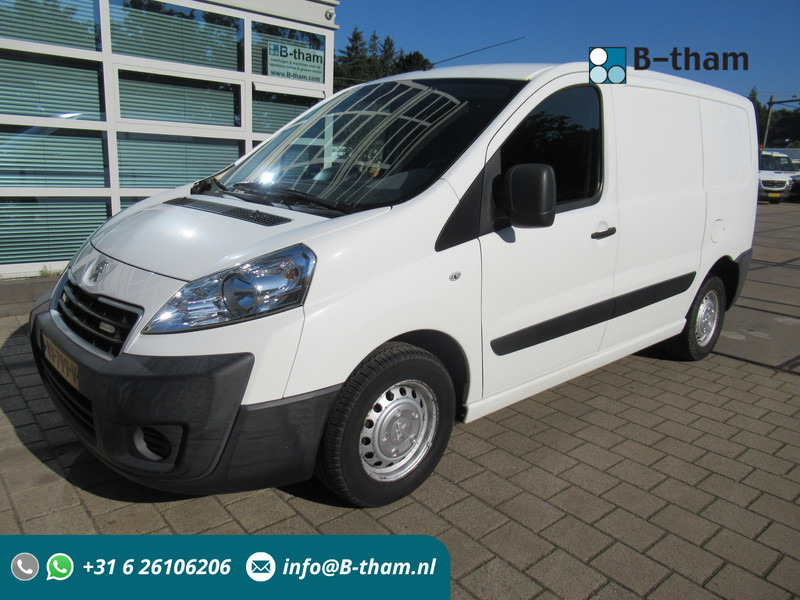 Peugeot Expert 227 1.6 HDI L1H1 P+ 3-zit ! Top Staat ! AIRCO - Kleine bestelwagen: afbeelding 1 Peugeot Expert 227 1.6 HDI L1H1 P+ 3-zit ! Top Staat ! AIRCO - Kleine bestelwagen: afbeelding 1