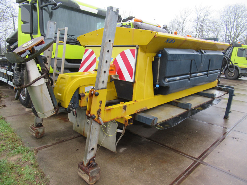 Schmidt NIDO STRATOS B40-36 PALN450 4M3 + 2.200L Salzstreuer Salt Spreader - Containertransporter/ Wissellaadbak vrachtwagen: afbeelding 2 Schmidt NIDO STRATOS B40-36 PALN450 4M3 + 2.200L Salzstreuer Salt Spreader - Containertransporter/ Wissellaadbak vrachtwagen: afbeelding 2