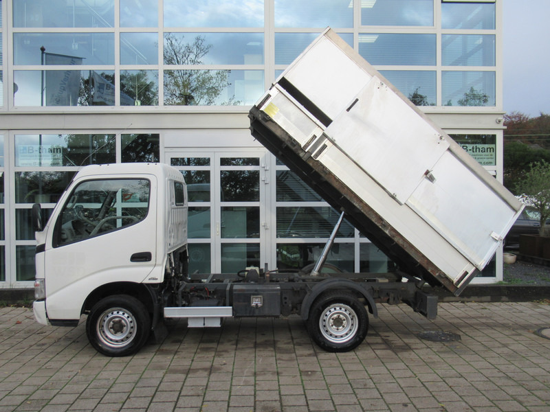 Toyota Dyna 100 3.0 D-4D 80KW Comfort Veegvuilkipper Tipper - Kipper bestelwagen: afbeelding 3 Toyota Dyna 100 3.0 D-4D 80KW Comfort Veegvuilkipper Tipper - Kipper bestelwagen: afbeelding 3