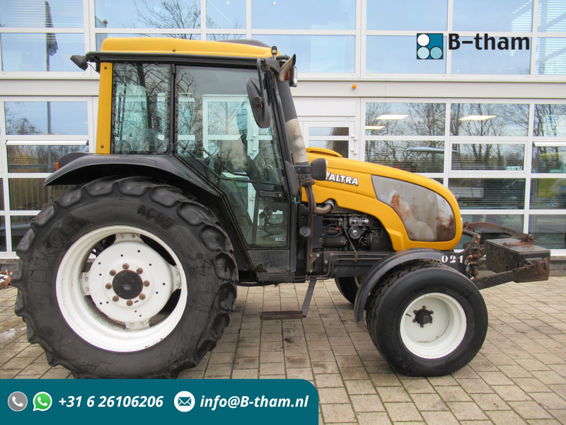 Valtra A75 4x2 + Fronthef VALMET - Tractor: afbeelding 1 Valtra A75 4x2 + Fronthef VALMET - Tractor: afbeelding 1