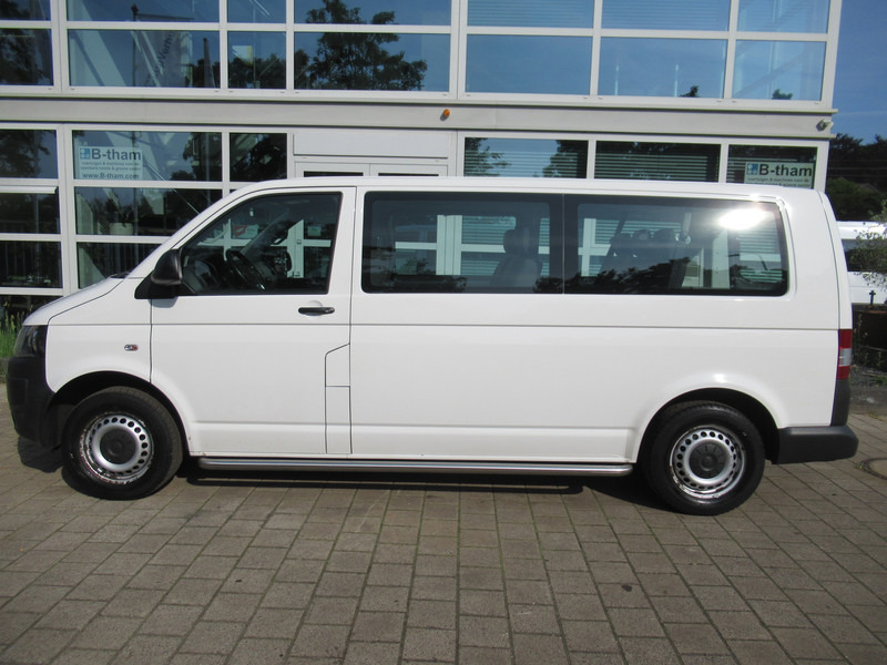 Volkswagen Transporter Kombi T5 2.0 TDI 62KW L2H1 Comf. 9-Personen - Minibus, Personenvervoer: afbeelding 5 Volkswagen Transporter Kombi T5 2.0 TDI 62KW L2H1 Comf. 9-Personen - Minibus, Personenvervoer: afbeelding 5