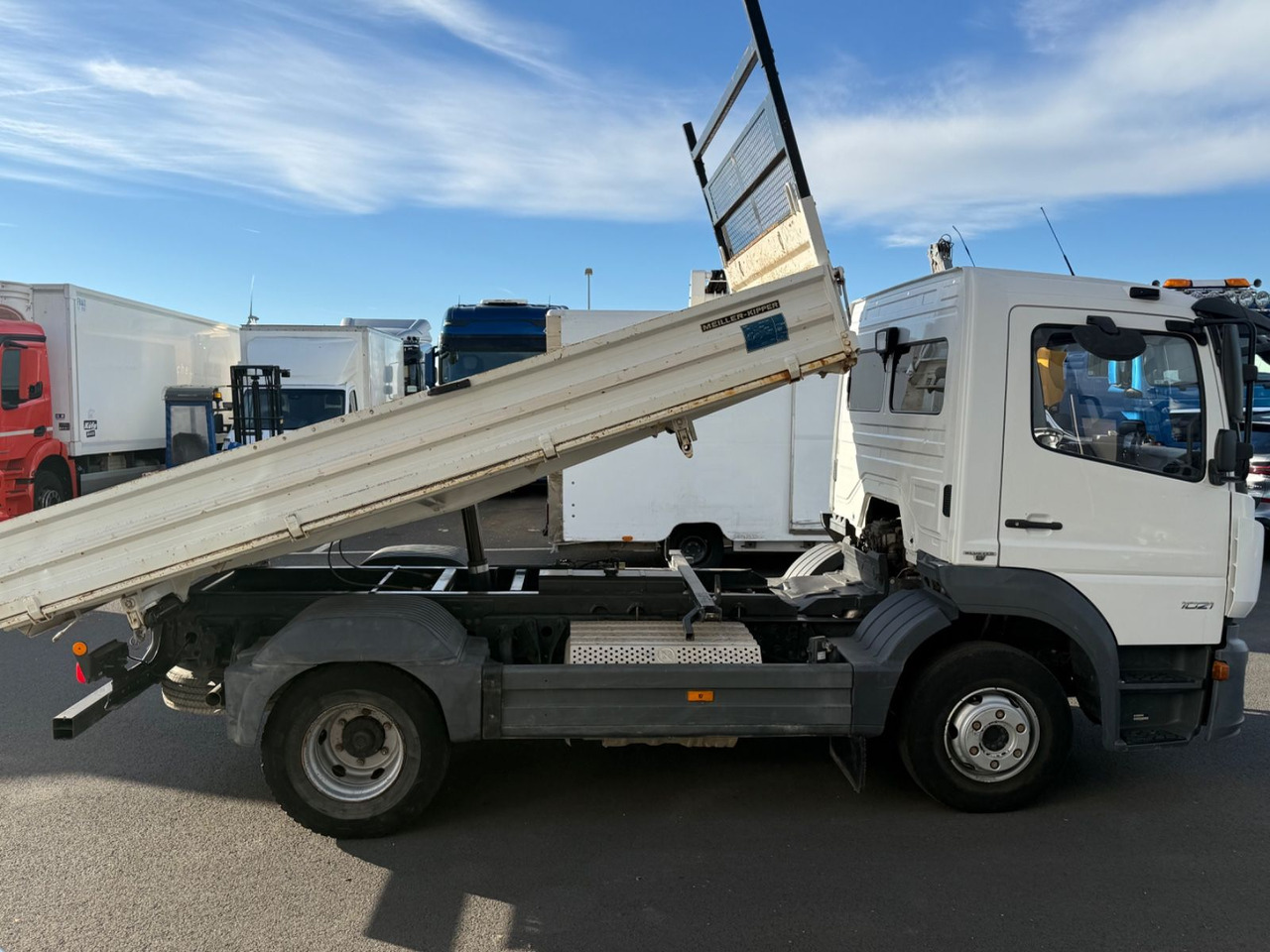 Mercedes-Benz Atego 3 4x2 1021 Meiller, Ahk, Klima, Tüv neu - Kipper vrachtwagen: afbeelding 4 Mercedes-Benz Atego 3 4x2 1021 Meiller, Ahk, Klima, Tüv neu - Kipper vrachtwagen: afbeelding 4