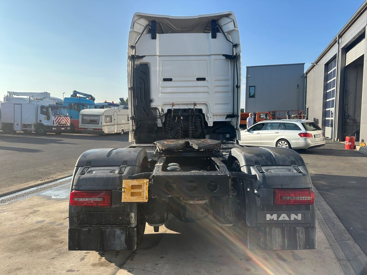 MAN TGX 18.460 Retarder/Kipphydraulik/Differenzialsp - Trekker: afbeelding 3 MAN TGX 18.460 Retarder/Kipphydraulik/Differenzialsp - Trekker: afbeelding 3
