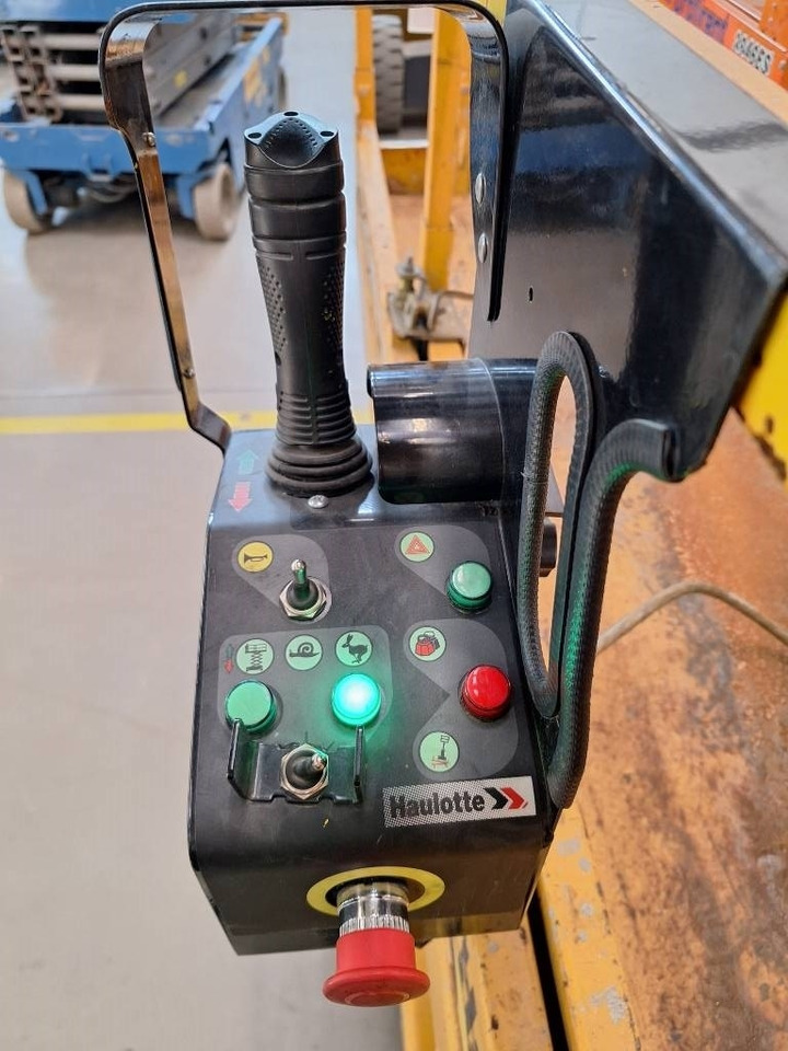 Schaarlift Haulotte Compact 12: afbeelding 6