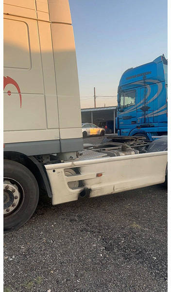 DAF 95.480 XF95.480 AUTOMATIC - Terminal trekker: afbeelding 4 DAF 95.480 XF95.480 AUTOMATIC - Terminal trekker: afbeelding 4