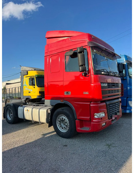 DAF XF 95 430 Manual - Terminal trekker: afbeelding 4 DAF XF 95 430 Manual - Terminal trekker: afbeelding 4