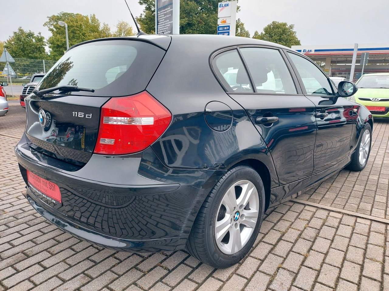 BMW 116 Baureihe 1 Lim. 116d Klima Sitzheizung - Sedan: afbeelding 3 BMW 116 Baureihe 1 Lim. 116d Klima Sitzheizung - Sedan: afbeelding 3