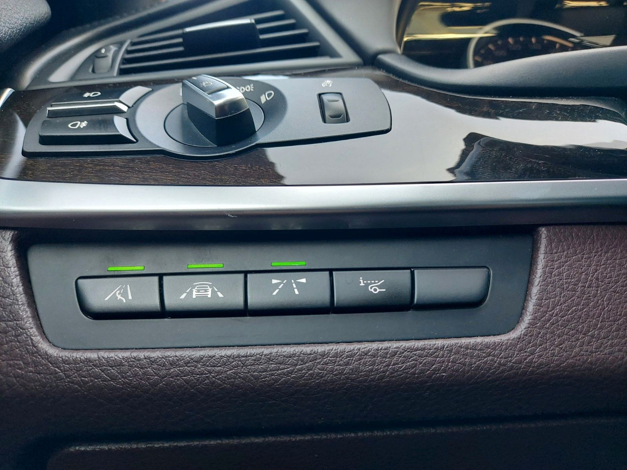 Sedan BMW 550i Limousine Autom. M-Sport HUD Glasdach H&K: afbeelding 15