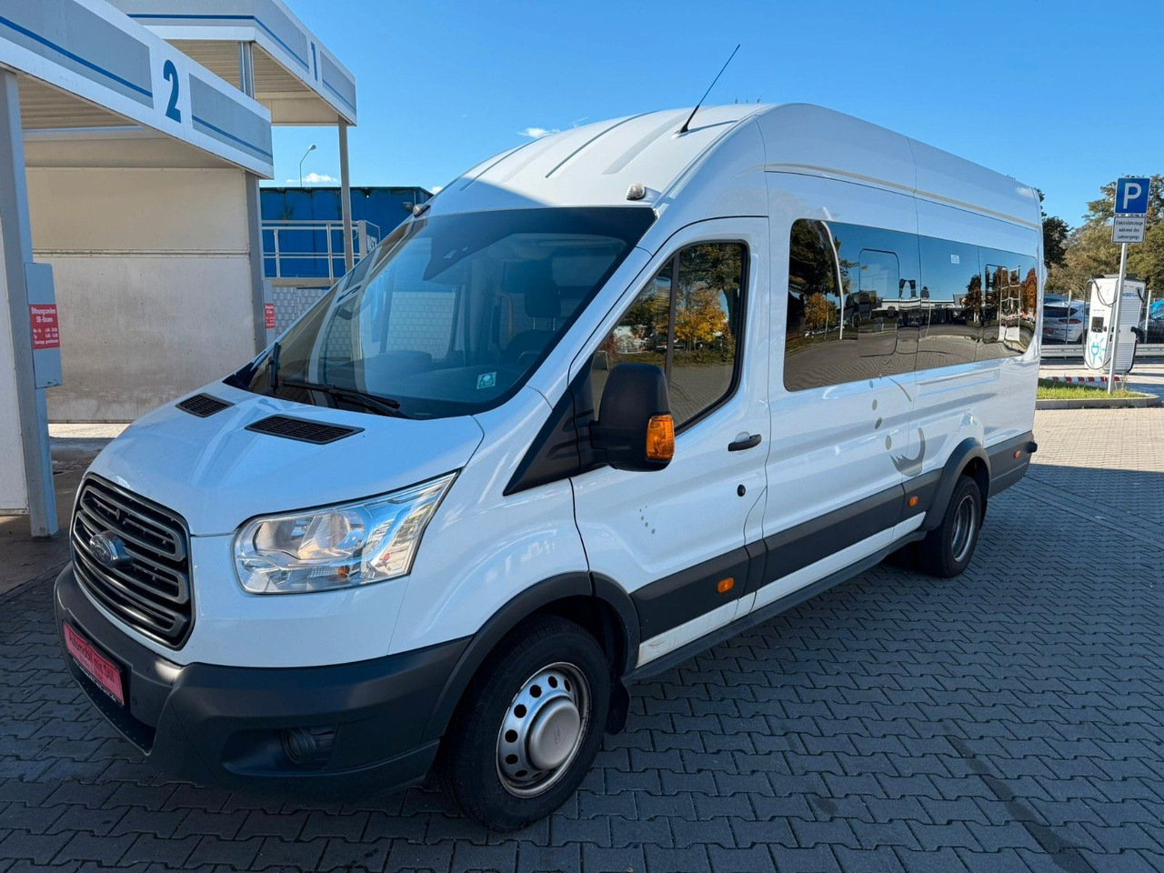 Ford Transit Bus 460 L4 Trend 17 Sitze Klima Tempom. - Personenvervoer: afbeelding 4 Ford Transit Bus 460 L4 Trend 17 Sitze Klima Tempom. - Personenvervoer: afbeelding 4