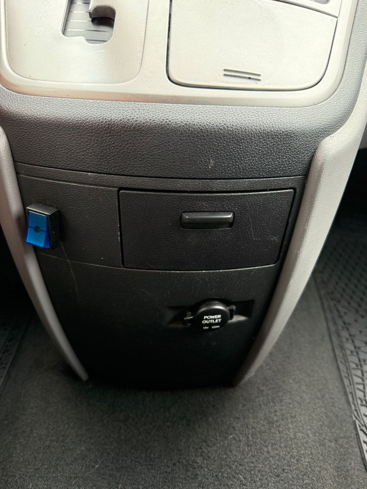 Personenvervoer Hyundai H-1 Travel Comfort 8 SITZER KLIMAA. STANDHEIZUNG: afbeelding 24 Personenvervoer Hyundai H-1 Travel Comfort 8 SITZER KLIMAA. STANDHEIZUNG: afbeelding 24