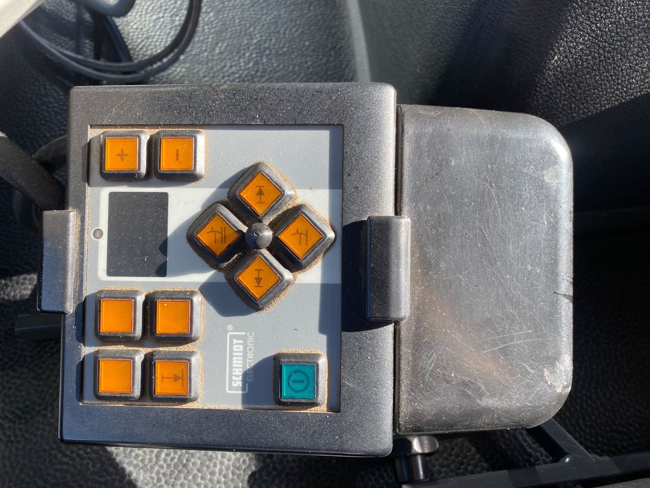 Leasing  Mercedes-Benz Actros 2/3 6-Zyl. 1841 MEILER ABSATZKIPP. WINTER Mercedes-Benz Actros 2/3 6-Zyl. 1841 MEILER ABSATZKIPP. WINTER: afbeelding 11