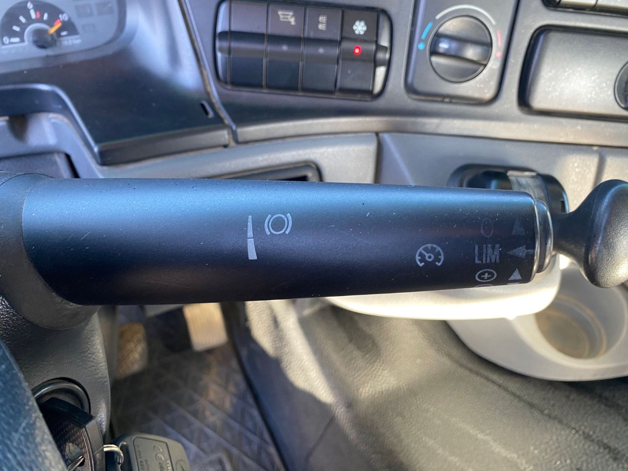 Leasing  Mercedes-Benz Actros 2/3 6-Zyl. 1841 MEILER ABSATZKIPP. WINTER Mercedes-Benz Actros 2/3 6-Zyl. 1841 MEILER ABSATZKIPP. WINTER: afbeelding 13