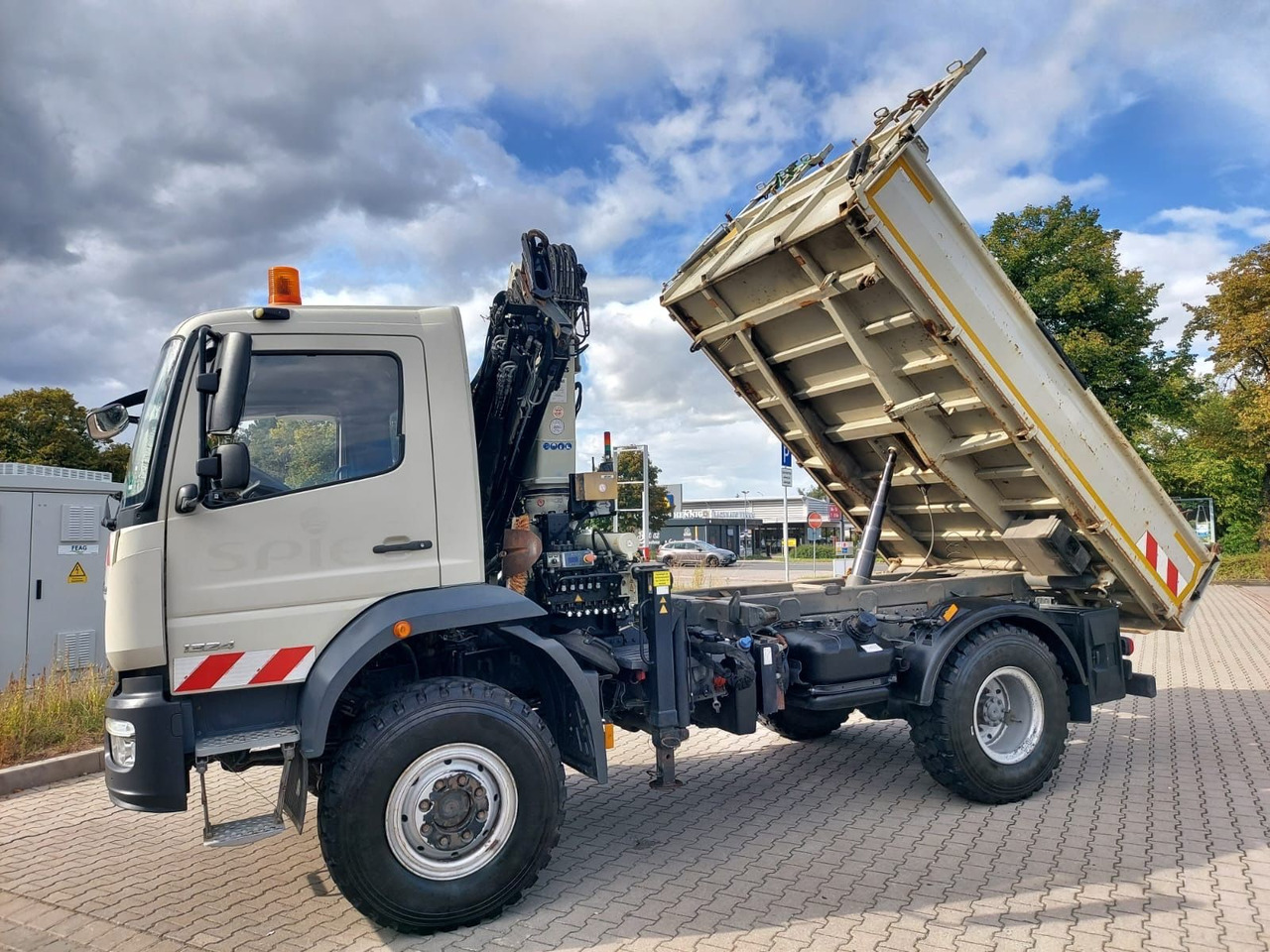 Kipper vrachtwagen, Kraanwagen Mercedes-Benz Atego / 1324 MEILLER 4X4 KRAN ATLAS 116.3 Kipper: afbeelding 9 Kipper vrachtwagen, Kraanwagen Mercedes-Benz Atego / 1324 MEILLER 4X4 KRAN ATLAS 116.3 Kipper: afbeelding 9