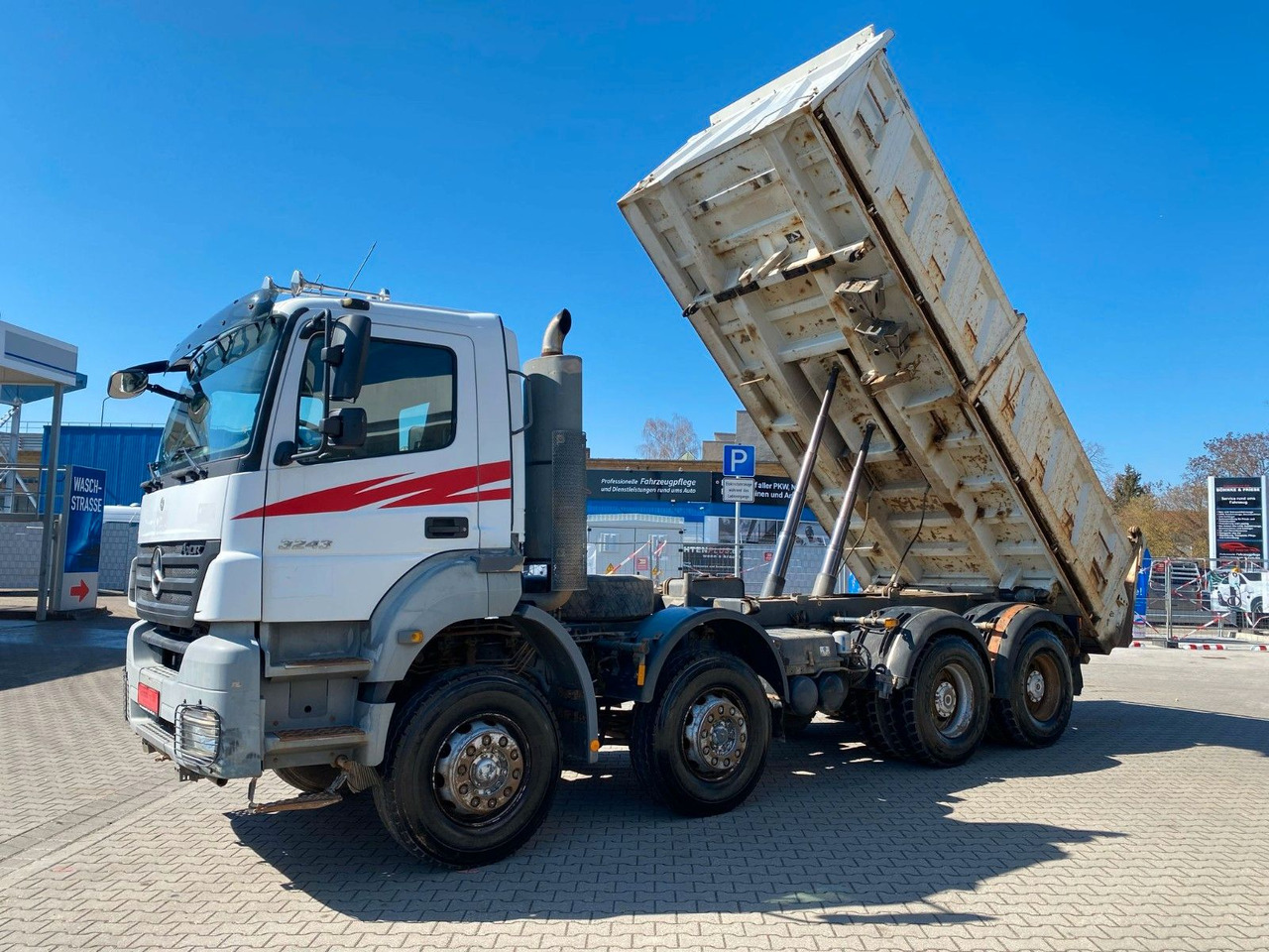 Mercedes-Benz Axor 2 C 4-Achser 3243 8x4 Kipp RETARDER MEILLER - Kipper vrachtwagen: afbeelding 2 Mercedes-Benz Axor 2 C 4-Achser 3243 8x4 Kipp RETARDER MEILLER - Kipper vrachtwagen: afbeelding 2