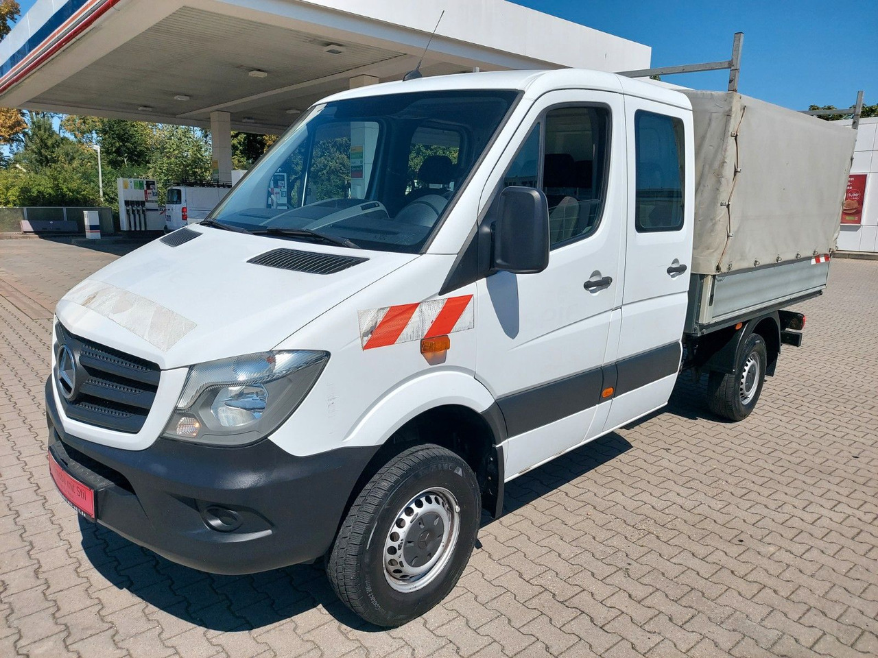 Mercedes-Benz Sprinter II Pritsche DoKa 6 Sitze 316 CDI 4X4 - Personenvervoer: afbeelding 4 Mercedes-Benz Sprinter II Pritsche DoKa 6 Sitze 316 CDI 4X4 - Personenvervoer: afbeelding 4