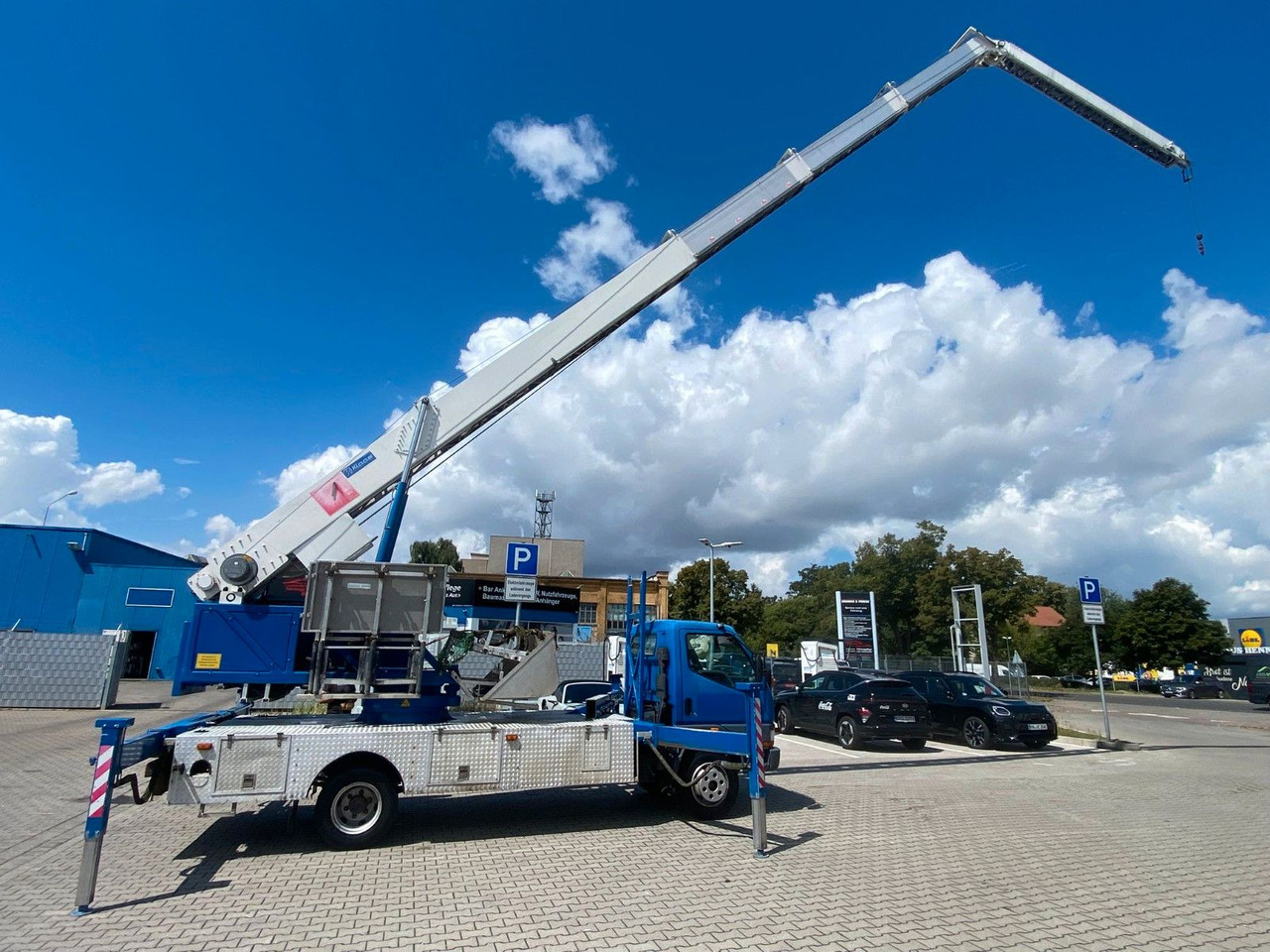 Mitsubishi CANTER DACHDECKER KLAAS AUTOKRAN - Kraanwagen: afbeelding 1 Mitsubishi CANTER DACHDECKER KLAAS AUTOKRAN - Kraanwagen: afbeelding 1