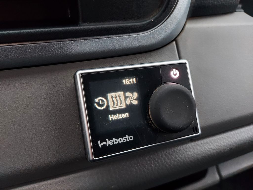 Mitsubishi CANTER FUSO DOKA 6 Sitze Klima 3 Seiten Kipper Mitsubishi CANTER FUSO DOKA 6 Sitze Klima 3 Seiten Kipper - Kipper bestelwagen, Bestelwagen met dubbele cabine: afbeelding 2 Mitsubishi CANTER FUSO DOKA 6 Sitze Klima 3 Seiten Kipper Mitsubishi CANTER FUSO DOKA 6 Sitze Klima 3 Seiten Kipper - Kipper bestelwagen, Bestelwagen met dubbele cabine: afbeelding 2