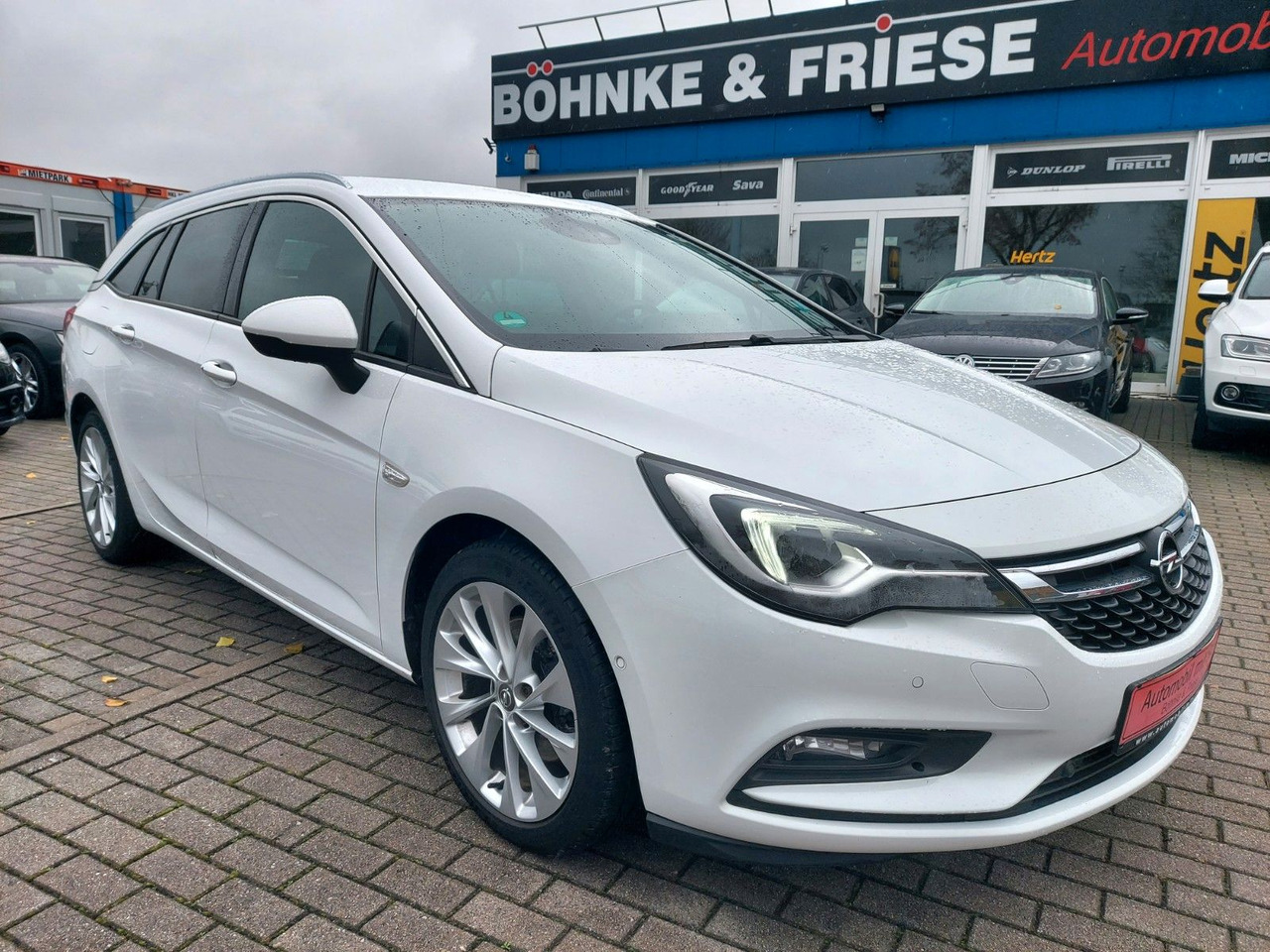 Opel Astra K Sports Tourer Innovation Navi LED - Stationwagen: afbeelding 1 Opel Astra K Sports Tourer Innovation Navi LED - Stationwagen: afbeelding 1