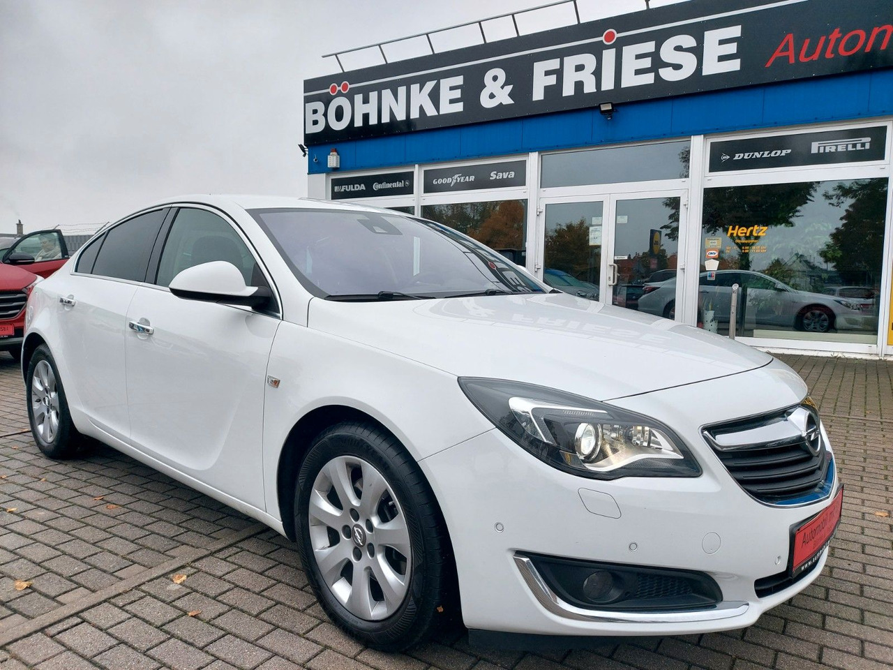 Opel Insignia A Lim. Automatik Leder Navi Xenon Led - Sedan: afbeelding 1 Opel Insignia A Lim. Automatik Leder Navi Xenon Led - Sedan: afbeelding 1